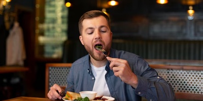 Does Eating Late At Night Cause Weight Gain?