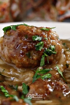 How to Make Delicious and Nutritious Rice Soup with Meatballs