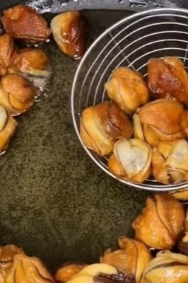 Quick No-Bake Two-Tone Bite-Sized Baklava Recipe for Suhoor and Iftar Tables