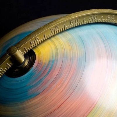 What Would Happen If Earth Suddenly Stopped Spinning? The First Minutes Would Be Catastrophic