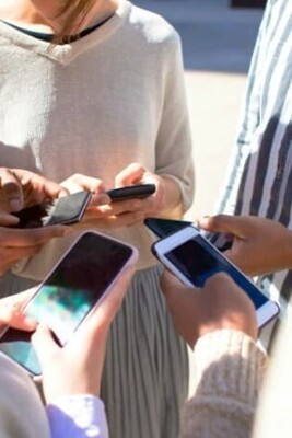 Lost in Your Phone and Losing Track of Time? Android to the Rescue