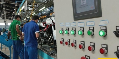 Qom’s Craftsmen Have Preserved the Front Line of Production With All Their Strength