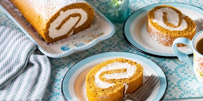 The Best Pumpkin Roll Recipe With A Soft And Flavorful Filling