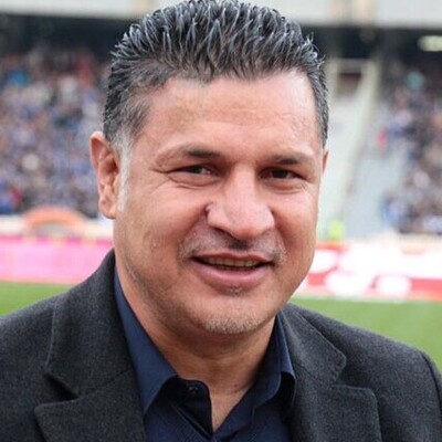 Ali Daei's heartfelt moment with his daughter in Mashhad: Is it true what they say, that daughters are daddy's girls? ❣