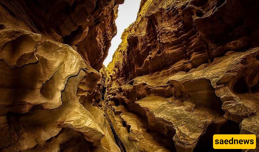 Chahkooh Gorge