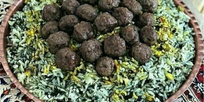 How to Make Spinach Rice with Meatballs
