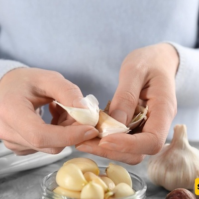 7 Golden Tricks for Easily Peeling Garlic!