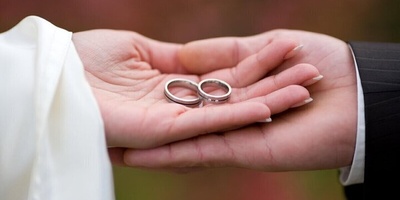 85-Year-Old Wealthy Woman Gives Up Everything to Marry Her Young Love