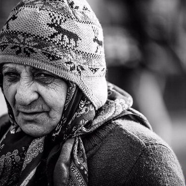 The Most Romantic Girl in Iran, Suri / Love Isn’t Just in Books