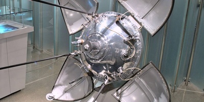 Suspicious Shadow on New Lunar Images: Has AI Ended 60 Years of the Luna 9 Search?