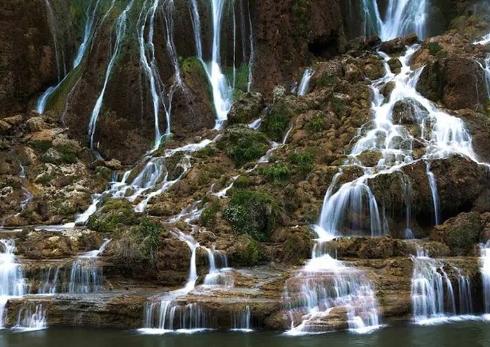Bisheh Waterfall