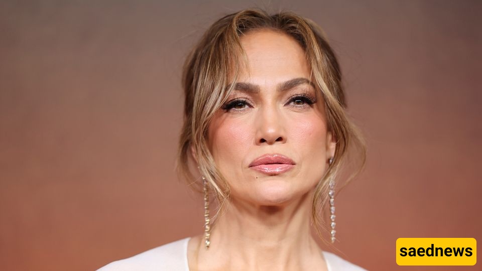 Jennifer Lopez (J.Lo)