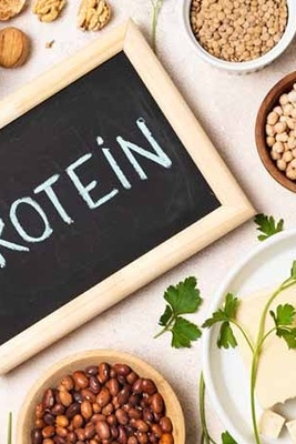 9 Foods That Have More Protein Than Eggs
