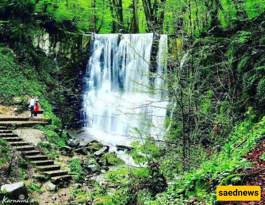 Loonak waterfall