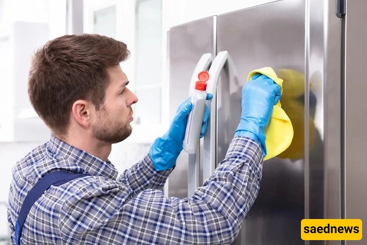 Make Your Fridge Shine: Easy Tricks Using Just a Few Simple Household Items!
