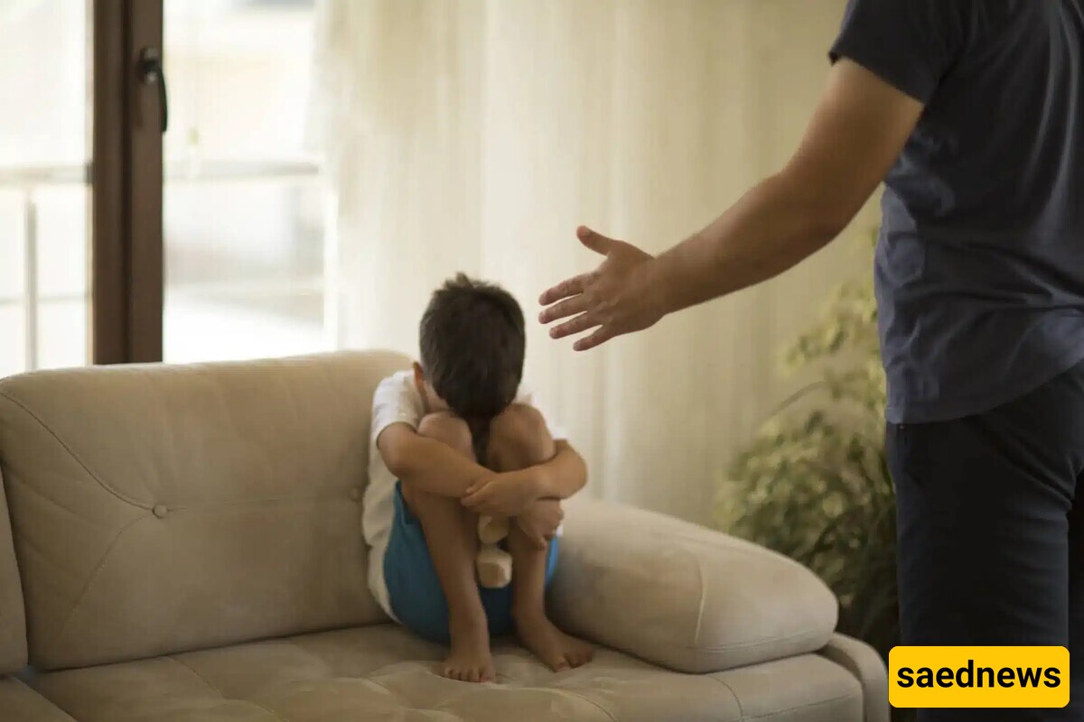 11 Common Parenting Mistakes Most Parents Make / Never Do These Behaviors in Front of Your Child