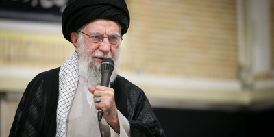 Leader Attends Ceremony To Honor Martyrs of Israeli aggression on Iran
