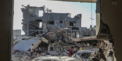 Israel Escalates Brutal Bombardment of Gaza As Starvation Crisis Deepens
