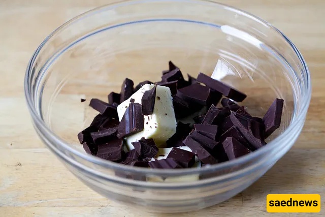 Molten chocolate cake recipe