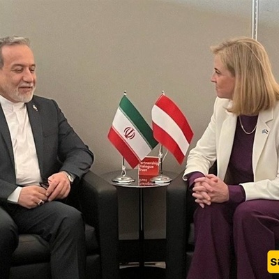 Iran’s Foreign Minister Issues Stern Warning over EU Pressure