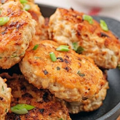 How to Make Chicken and Chive Patties: A Quick Yet Elegant Dinner