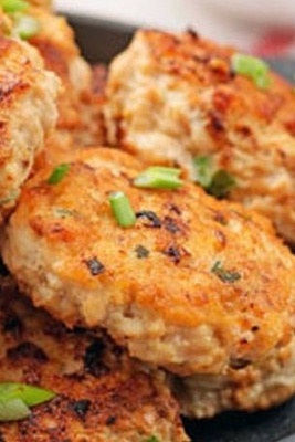 How to Make Chicken and Chive Patties: A Quick Yet Elegant Dinner