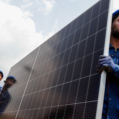 Iran Advances Local Solar Inverter Production