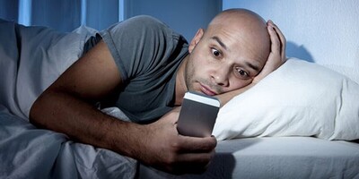 Warning! Forget Other Reasons, Here's Why You Should Never Take Your Phone to Bed