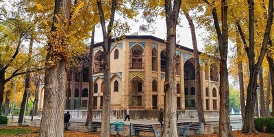 Haft Behesht Palace, Isfahan: Persia’s Architectural Gem ✅