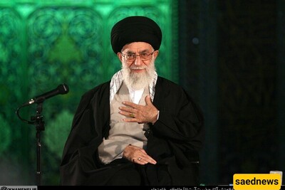 [VIDEO] Leader Performs Prayers Over Body Of Martyr Haniye