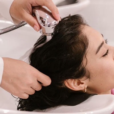How Water Quality Affects Hair Appearance