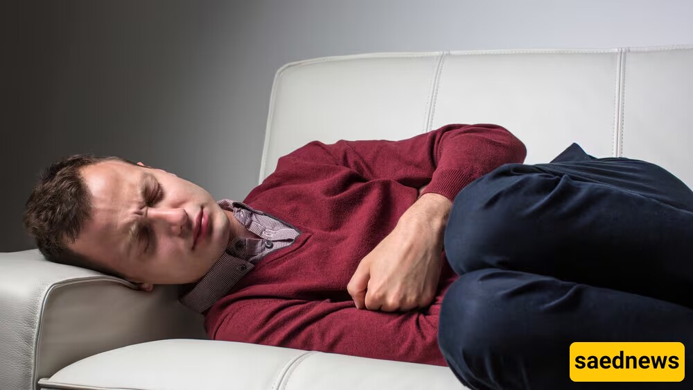 Everything You Need to Know About Periods in Men + Details / What Are the Symptoms of Male Periods?