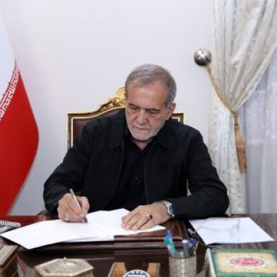 President Calls On Officials To Work Genuinely, Saying His Administration Is Liable To Serve All Iranians