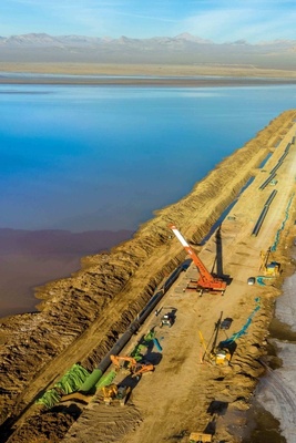 A Shot of Honor Strikes the Heart of Thirst as the Oman Sea Rises in the Desert: Iran’s ‘Steel Vein’ Engineering Marvel Stuns the World