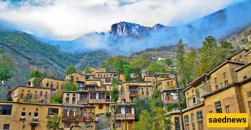 Masouleh: Iran’s Misty Miniature Town That Steals Every Photographer’s Heart!