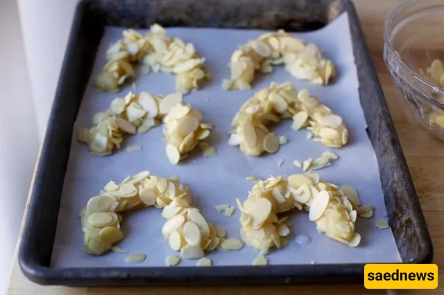 Almond Horns