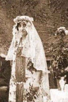 Qajar Dynasty’s Most Opulent Wedding: From Lengthy Dowry Traditions to Millions in Silver Coins