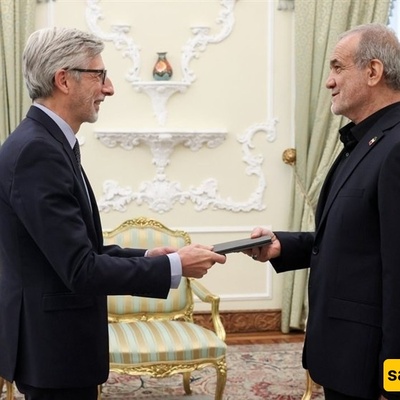 Iran Shuns War But Stands Frim in Defense: President