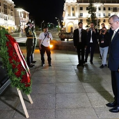 Iranian President Visits Victory Square in Minsk