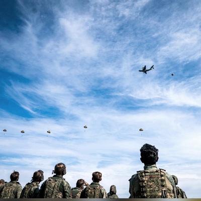 NATO Faces Urgent Debate After Russian Jets Cross Estonia’s Border