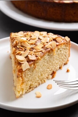 The Simplest Way to Make Almond and Honey Cake