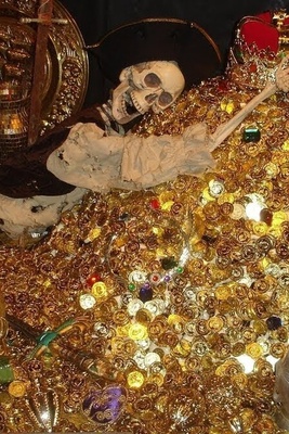 A Look at the Largest Ancient Treasure Ever Found: The Unprecedented Discovery of a Young Pharaoh’s Burial That Astonished the World