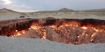 The “Door to Hell”: Turkmenistan’s Fiery Crater That’s Burned for Decades