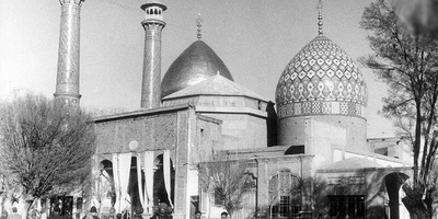 Historic Photo: Two American Children Around the Shrine of Shah Abdol-Azim in Rey, with Crowds Lining Up to Watch