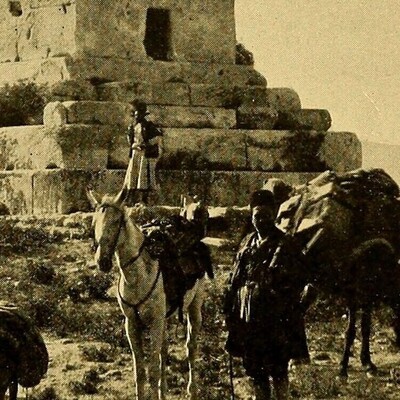 Today’s History Frame / A Look at the Qajar Era: From the Beautiful View of Naser al-Din Shah's Palace to the Tomb of Cyrus + Photo