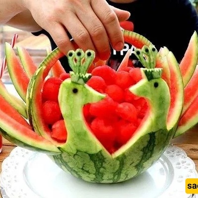 (Video) Fruit Carving: Watermelon Decoration for Yalda Night
