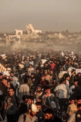 Israeli Army Announces Military Pause in Several Gaza Areas