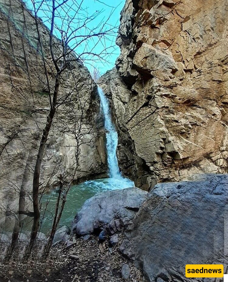 Ayineh Rood Waterfall