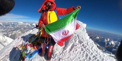 Witnessing the Curvature of the Earth From the Summit of Everest—Absolutely Breathtaking…