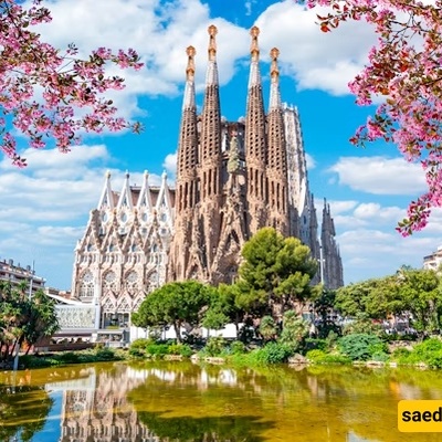 Discover the Beauty of La Sagrada Família in Spain
